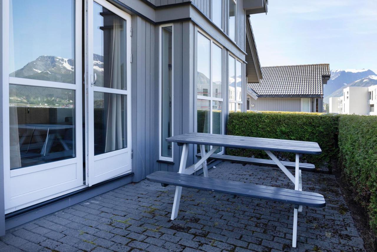 Aursnes Hotell Sykkylven 外观 照片