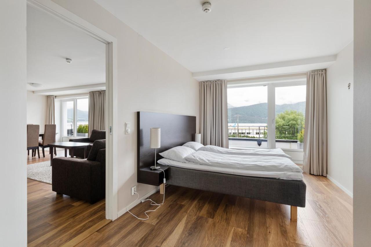 Aursnes Hotell Sykkylven 外观 照片
